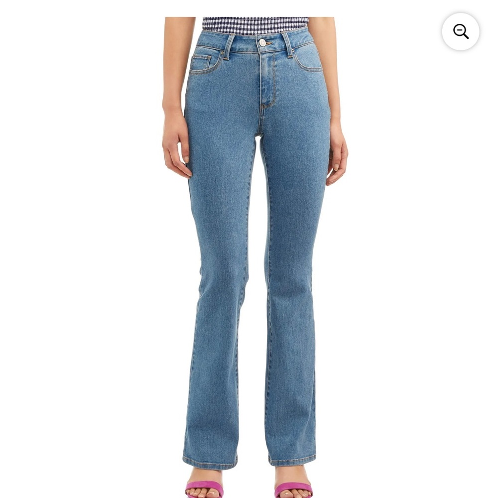 No Boundaries Women’s Bootcut Jeans